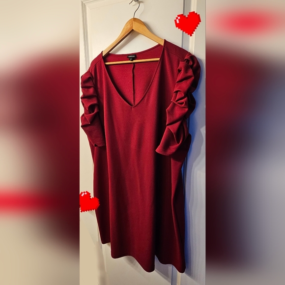 4X Classic with a Twist🌶 Midi Red Torrid Dress - Picture 3 of 11